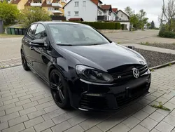 Schwarz Gebraucht 2011 VW Golf VI R Limousine | 15.690 €