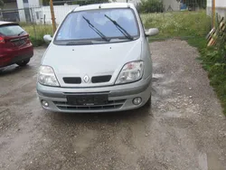 Gebraucht 2002 Renault Scénic Expression Van / Kleinbus | 650 € (Superpreis)