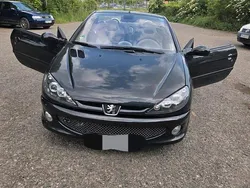 Schwarz Gebraucht 2006 Peugeot 206 CC Cabrio | 1.650 €