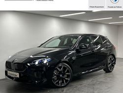 Saphirschwarz Gebraucht 2025 BMW 120 Shadowline Kleinwagen | 41.750 € (Teuer)