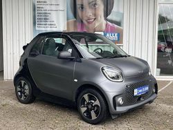 Grau Gebraucht 2024 Smart ForTwo Electric Drive Exclusive Cabrio | 18.976 € (Fairer Preis)