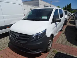 Arktikweiss Gebraucht 2020 Mercedes Vito Van / Kleinbus | 21.890 € (Fairer Preis)