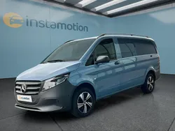 Blau Gebraucht 2024 Mercedes Vito Van / Kleinbus | 55.349 €