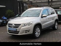 Silber Gebraucht 2008 VW Tiguan Sportline SUV | 7.890 € (Etwas zu teuer)
