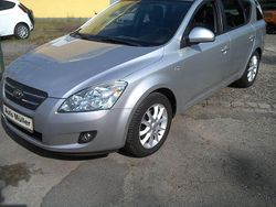 Silber Gebraucht 2009 Kia Ceed Spirit Kombi | 5.900 € (Fairer Preis)