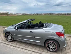 Grün Gebraucht 2010 Peugeot 207 CC Cabrio | 4.200 € (Etwas zu teuer)