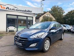 Blau Gebraucht 2017 Hyundai i30 Trend Kombi | 9.333 € (Guter Preis)