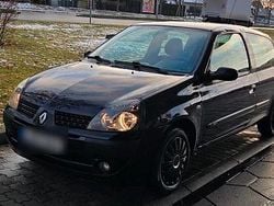 Gebraucht 2004 Renault Clio Coupé | 1.300 € (Teuer)