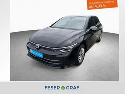 Grenadillschwarz metallic Gebraucht 2024 VW Golf VIII Style Limousine | 29.750 € (Fairer Preis)
