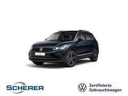 Nightshade blue metallic (metallic) Gebraucht 2021 VW Tiguan Life SUV | 27.499 € (Fairer Preis)