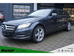 Grau Gebraucht 2014 Mercedes CLS350 Shooting Brake Kombi | 16.990 € (Fairer Preis)