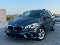Grau Gebraucht 2016 BMW 218 Active Tourer Basis Van / Kleinbus | 14.490 € (Fairer Preis)