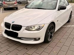 Weiß Gebraucht 2013 BMW 335 Cabriolet Sport Line Cabrio | 18.500 € (Guter Preis)