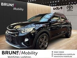 Auroraschwarz met. Gebraucht 2018 Kia Stonic Platinum SUV | 13.890 € (Fairer Preis)