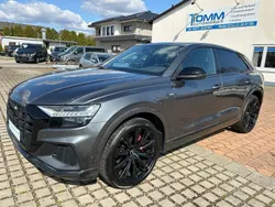Grau Gebraucht 2022 Audi Q8 S-Line SUV | 56.990 € (Fairer Preis)