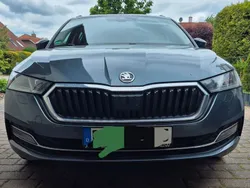 Grau Gebraucht 2021 Skoda Octavia Style Kombi | 28.500 € (Etwas zu teuer)