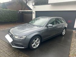 Grau Gebraucht 2013 Audi A4 Kombi | 15.900 € (Teuer)