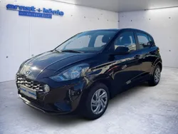Schwarz Gebraucht 2023 Hyundai i10 Select Kleinwagen | 13.340 € (Fairer Preis)