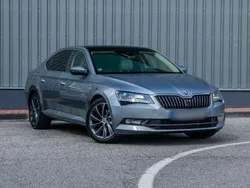 Grau Gebraucht 2015 Skoda Superb LAURIN & KLEMENT Limousine | 15.200 € (Guter Preis)