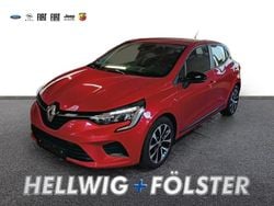 Rot Gebraucht 2023 Renault Clio V Equilibre Kleinwagen | 13.590 € (Guter Preis)