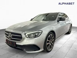 Hightechsilber Gebraucht 2022 Mercedes E220 Avantgarde Limousine | 35.995 € (Fairer Preis)