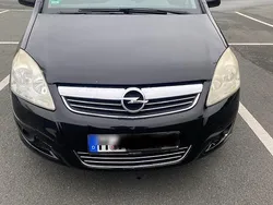 Schwarz Gebraucht 2007 Opel Zafira Van / Kleinbus | 4.500 € (Etwas zu teuer)