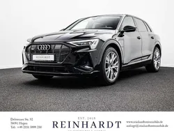 Mythosschwarz metallic Gebraucht 2021 Audi e-tron S-Line SUV | 41.385 € (Teuer)