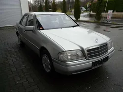 Silber Gebraucht 1995 Mercedes C180 Elegance Limousine | 3.700 €
