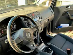 Grau Gebraucht 2010 VW Golf Plus Comfortline Van / Kleinbus | 8.090 € (Fairer Preis)