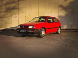 Rot Gebraucht 1994 VW Golf III Kleinwagen | 3.600 €