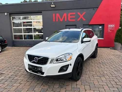 Weiß Gebraucht 2009 Volvo XC60 Basis SUV | 9.990 € (Fairer Preis)