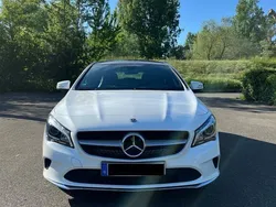 Weiß Gebraucht 2018 Mercedes CLA200 Shooting Brake Urban Kombi | 21.399 € (Guter Preis)