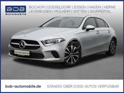 Iridium silber met. (silber) (silber) Gebraucht 2022 Mercedes A200 Style Limousine | 25.444 €