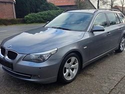 Grau Gebraucht 2010 BMW 520 Sport Line Kombi | 4.999 € (Superpreis)