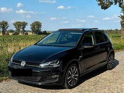 Schwarz Gebraucht 2015 VW Golf VII Edition Limousine | 9.750 € (Fairer Preis)