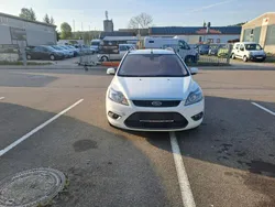 Weiß Gebraucht 2010 Ford Focus Kombi | 1.599 € (Superpreis)