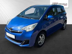 Blau Gebraucht 2014 Toyota Verso-S Life Van / Kleinbus | 8.995 € (Fairer Preis)
