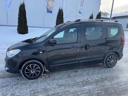 Schwarz Gebraucht 2018 Dacia Dokker Celebration Van / Kleinbus | 7.900 € (Superpreis)