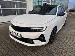 Lack weiss banquise/typ aussen Gebraucht 2024 Opel Astra Ultimate Kombi | 28.650 € (Etwas zu teuer)
