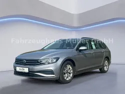 Pyritsilber metallic Gebraucht 2023 VW Passat Basis Kombi | 24.950 € (Guter Preis)