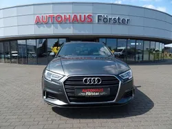 Grau Gebraucht 2017 Audi A3 S-Line Limousine | 20.890 € (Fairer Preis)