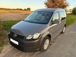 Grau Gebraucht 2013 VW Caddy Trendline Van / Kleinbus | 6.700 € (Guter Preis)