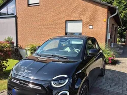Schwarz Gebraucht 2023 Fiat 500e La Prima Cabrio | 23.500 € (Fairer Preis)