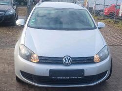 Silber Gebraucht 2010 VW Golf Kombi | 3.490 € (Guter Preis)