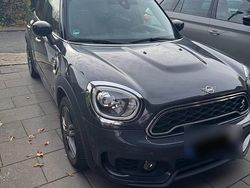 Grau Gebraucht 2020 Mini Countryman SUV | 18.750 €