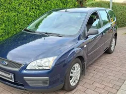 Ink blue metallic Gebraucht 2006 Ford Focus Trend Kombi | 2.400 € (Fairer Preis)