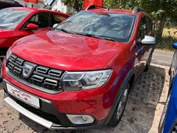 Weinrot Gebraucht 2019 Dacia Sandero Essentiel Kleinwagen | 11.790 € (Etwas zu teuer)