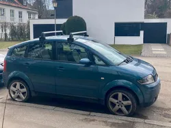 Blau Gebraucht 2000 Audi A2 Kleinwagen | 7.999 €