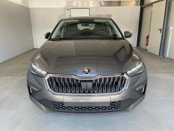 [8e8e] brillantsilber metallic Gebraucht 2024 Skoda Scala Selection Kleinwagen | 24.190 € (Guter Preis)