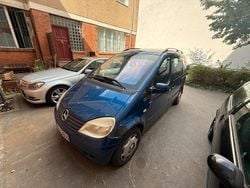 Blau Gebraucht 2004 Mercedes Vaneo Van / Kleinbus | 249 € (Superpreis)